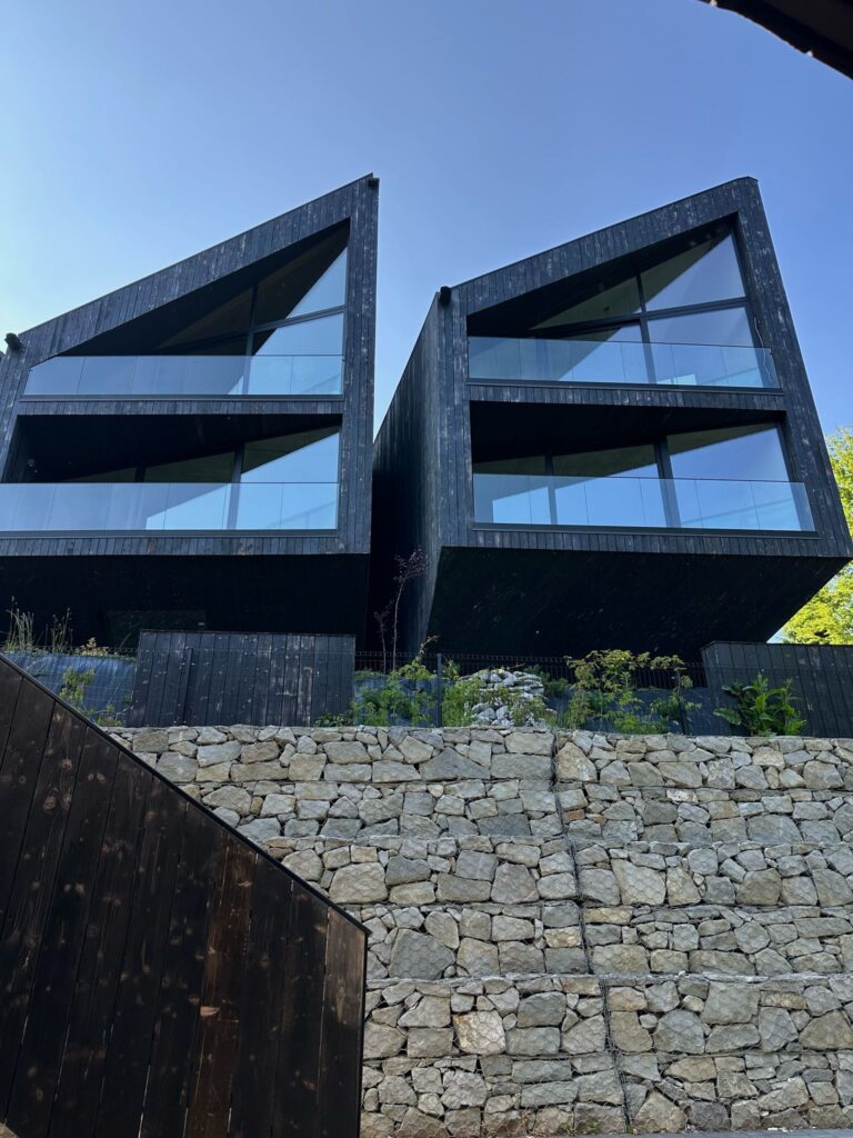 WhatsApp Image 2025-06-16 at 18.04.48 (2)